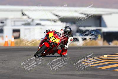 media/Jan-14-2024-SoCal Trackdays (Sun) [[2e55ec21a6]]/Turn 16 Set 2 (1125am)/